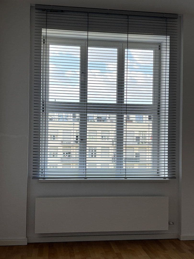 Prodej bytu 3+1 107 m², Berlin, Berlín Prodej bytu 3+1 107 m², Berlin, Berlín