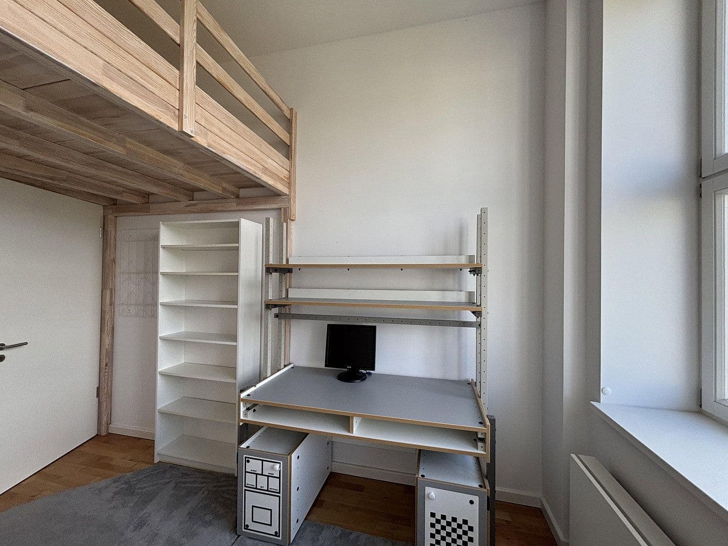 Prodej bytu 3+1 107 m², Berlin, Berlín Prodej bytu 3+1 107 m², Berlin, Berlín