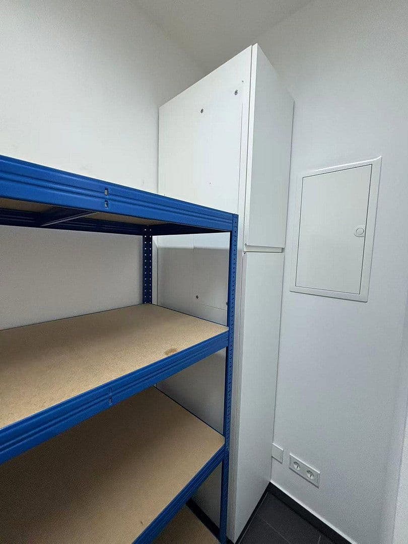 Prodej bytu 3+1 107 m², Berlin, Berlín Prodej bytu 3+1 107 m², Berlin, Berlín