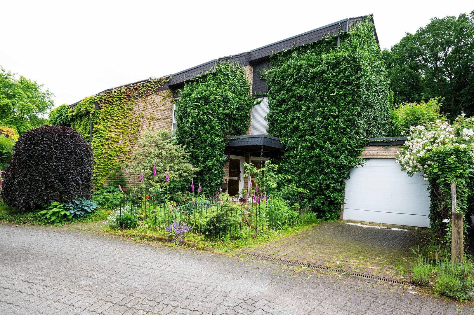 Prodej domu 210 m², pozemek 907 m², Werne, Severní Porýní-Vestfálsko Prodej domu 210 m², pozemek 907 m², Werne, Severní Porýní-Vestfálsko