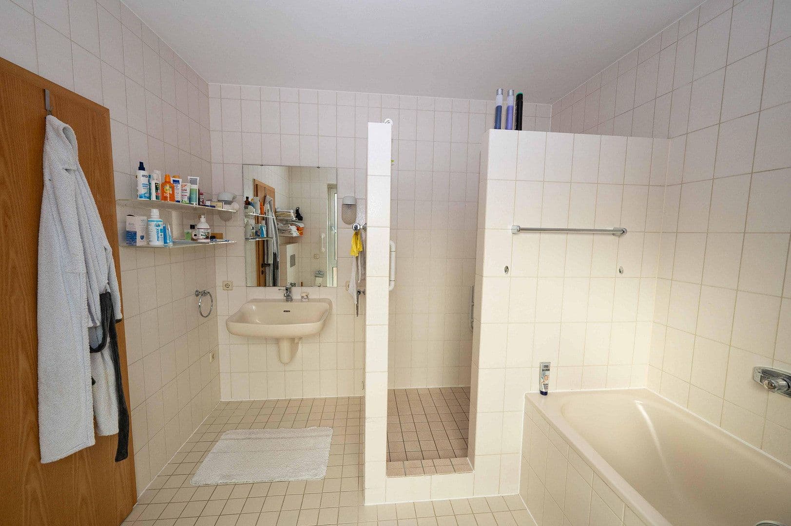 Prodej domu 210 m², pozemek 907 m², Werne, Severní Porýní-Vestfálsko Prodej domu 210 m², pozemek 907 m², Werne, Severní Porýní-Vestfálsko