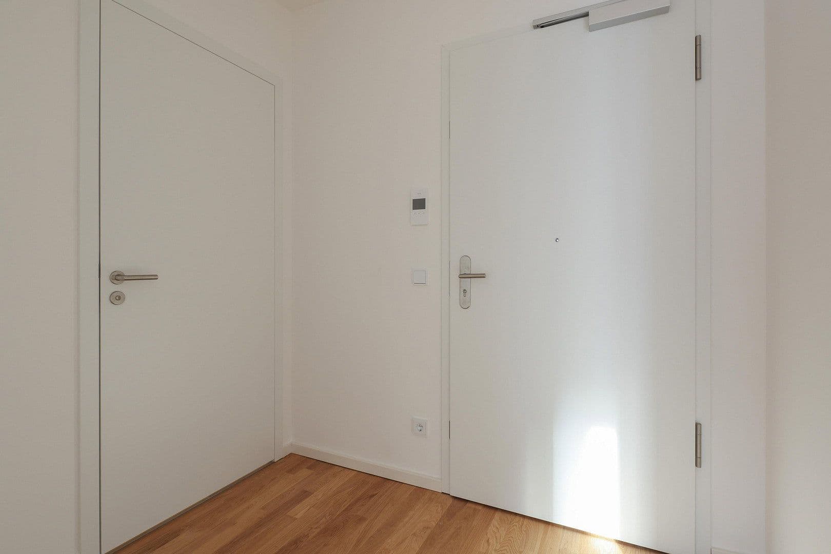 Pronájem bytu 2+1 56 m², Berlin, Berlín Pronájem bytu 2+1 56 m², Berlin, Berlín