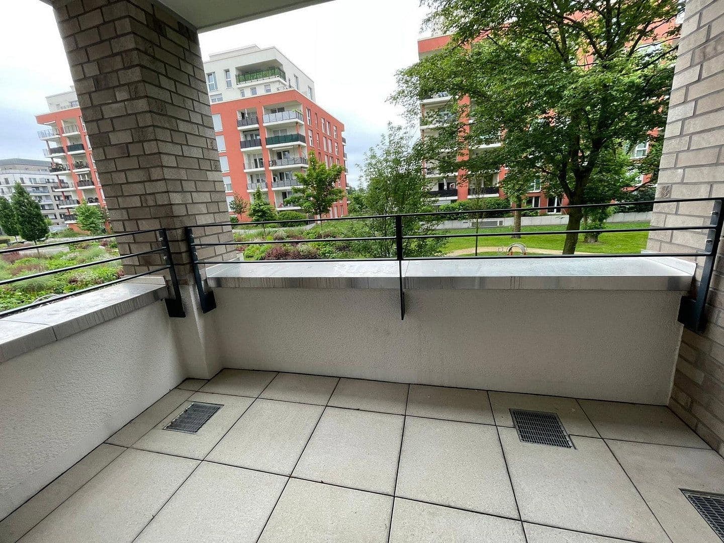 Pronájem bytu 1+1 39 m², Frankfurt, Hessen Pronájem bytu 1+1 39 m², Frankfurt, Hessen