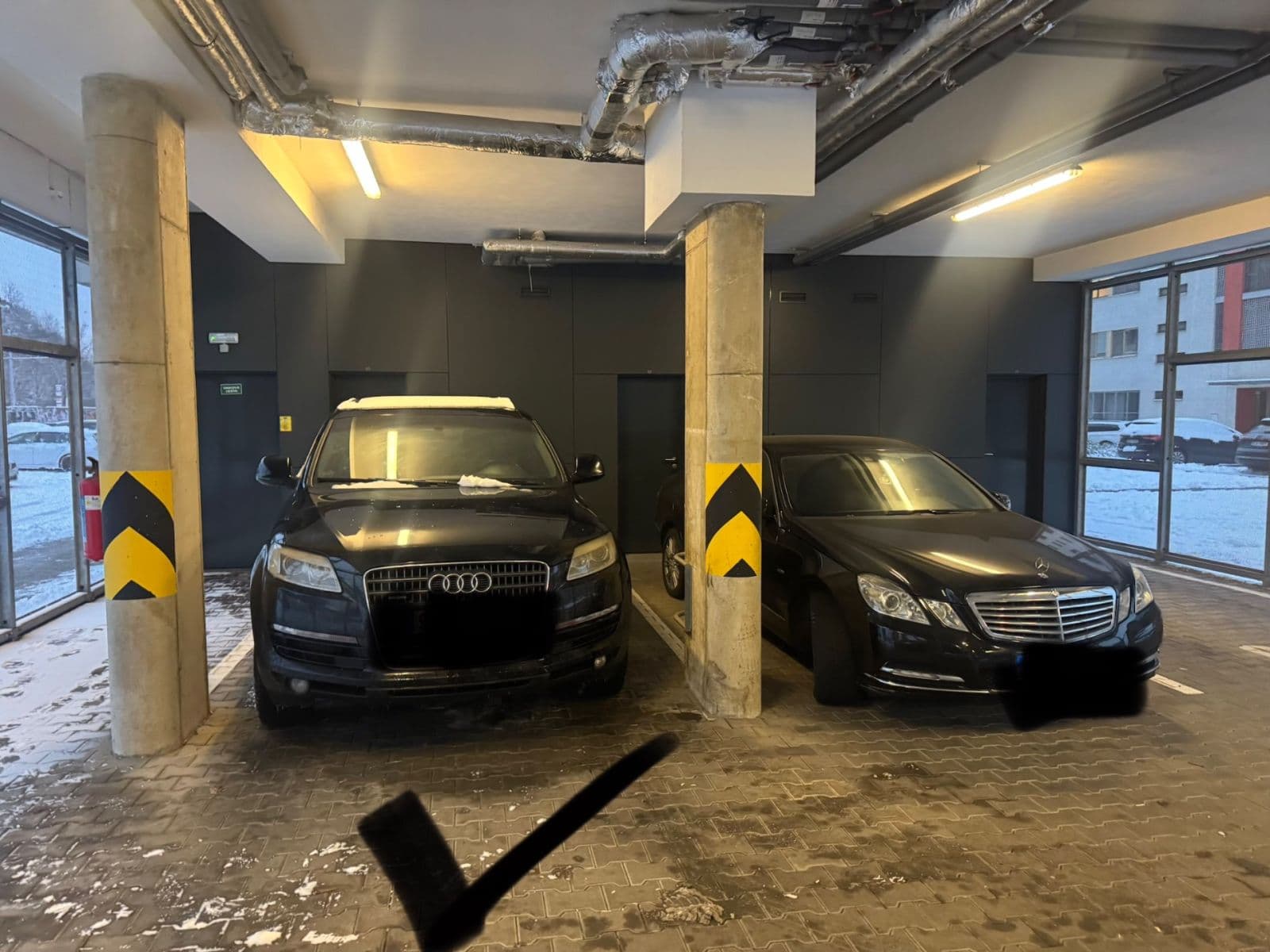 Pronájem garáže 12 m², Mezi Vodami, Praha, Praha Pronájem garáže 12 m², Mezi Vodami, Praha, Praha