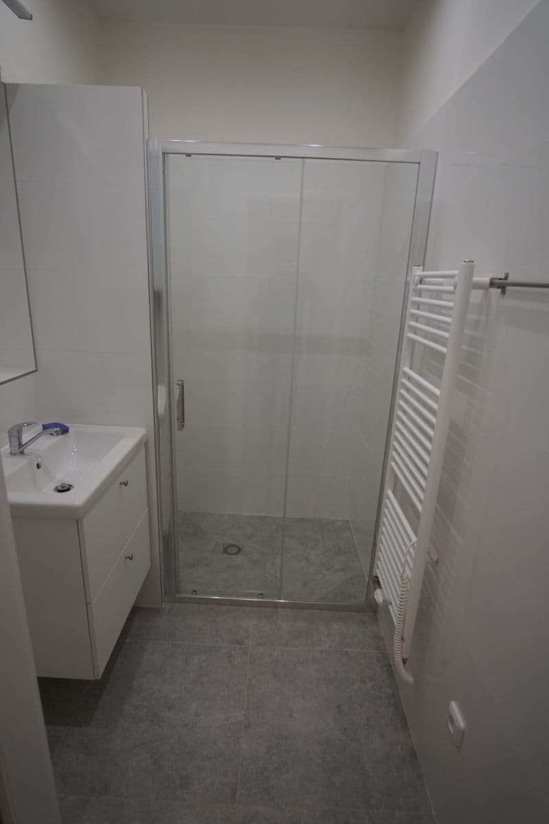 Pronájem bytu 3+1 58 m², Biskupcova, Praha, Praha Pronájem bytu 3+1 58 m², Biskupcova, Praha, Praha