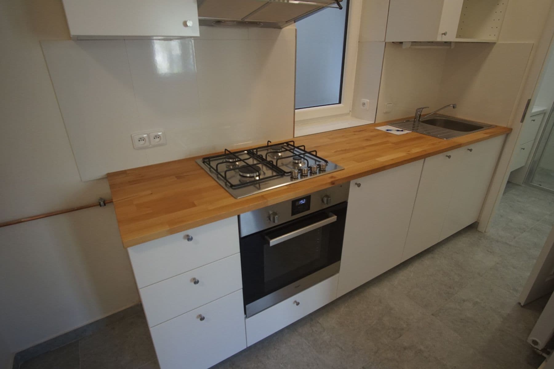 Pronájem bytu 3+1 58 m², Biskupcova, Praha, Praha Pronájem bytu 3+1 58 m², Biskupcova, Praha, Praha