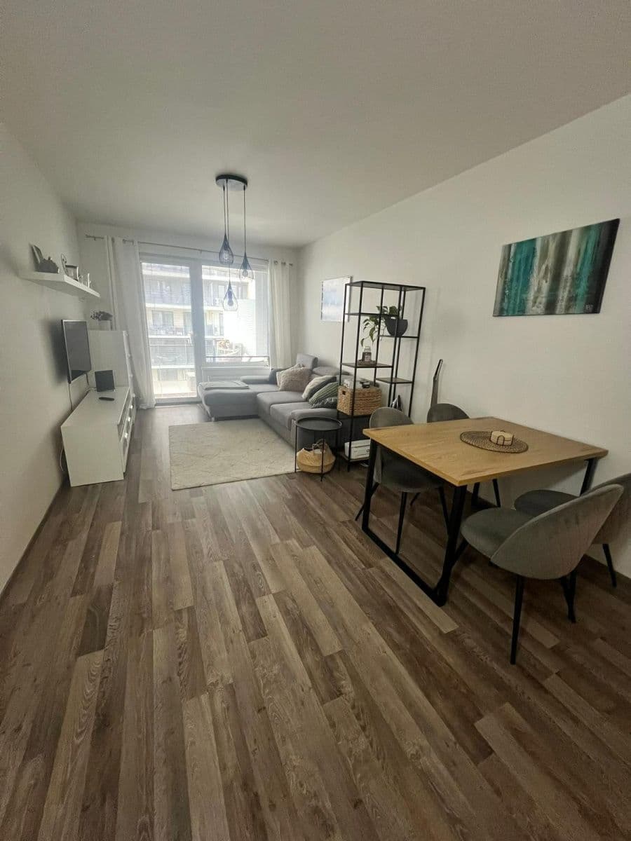 Pronájem bytu 1+kk 49 m², Zvěřinova, Praha, Praha Pronájem bytu 1+kk 49 m², Zvěřinova, Praha, Praha