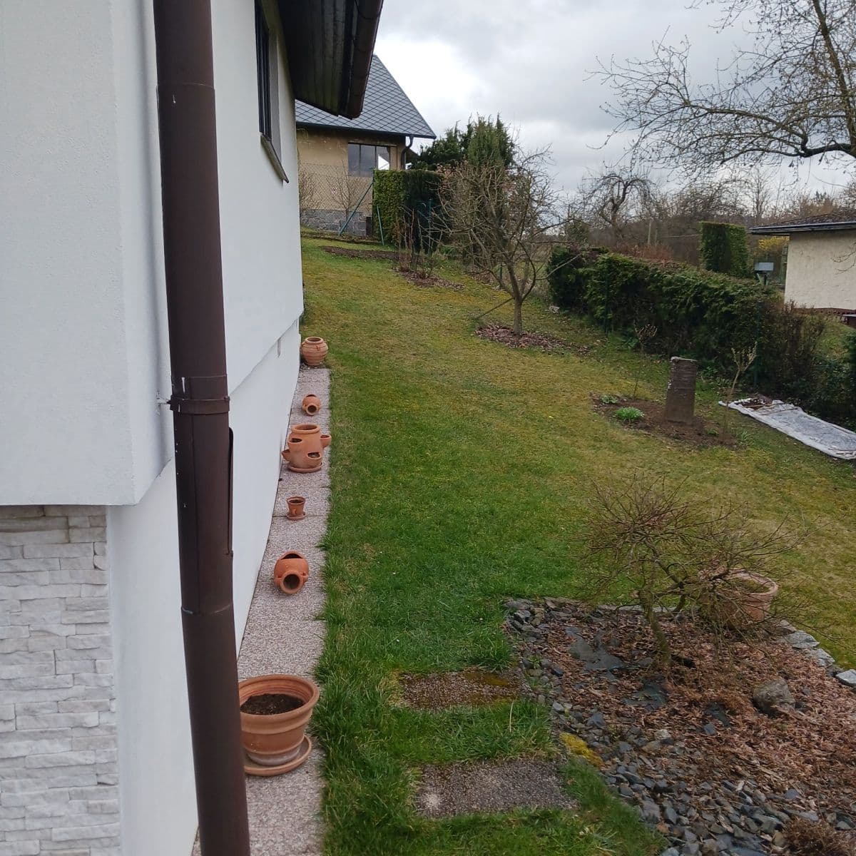 Prodej chaty, chalupy 55 m², pozemek 1.167 m², Kamenný Přívoz, Středočeský kraj Prodej chaty, chalupy 55 m², pozemek 1.167 m², Kamenný Přívoz, Středočeský kraj