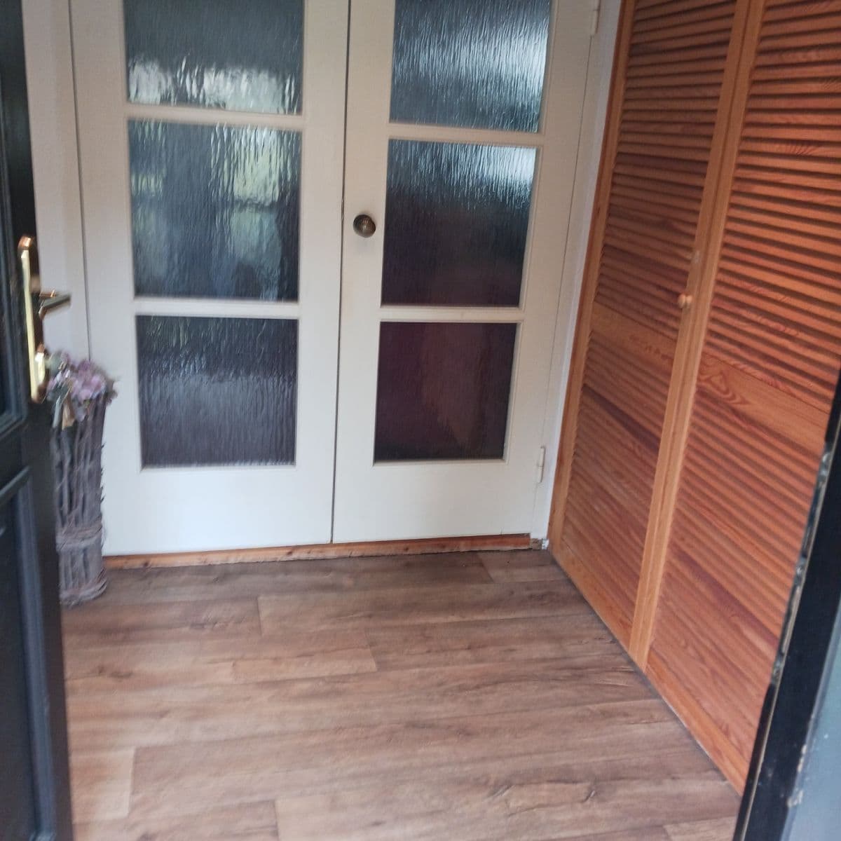 Prodej chaty, chalupy 55 m², pozemek 1.167 m², Kamenný Přívoz, Středočeský kraj Prodej chaty, chalupy 55 m², pozemek 1.167 m², Kamenný Přívoz, Středočeský kraj