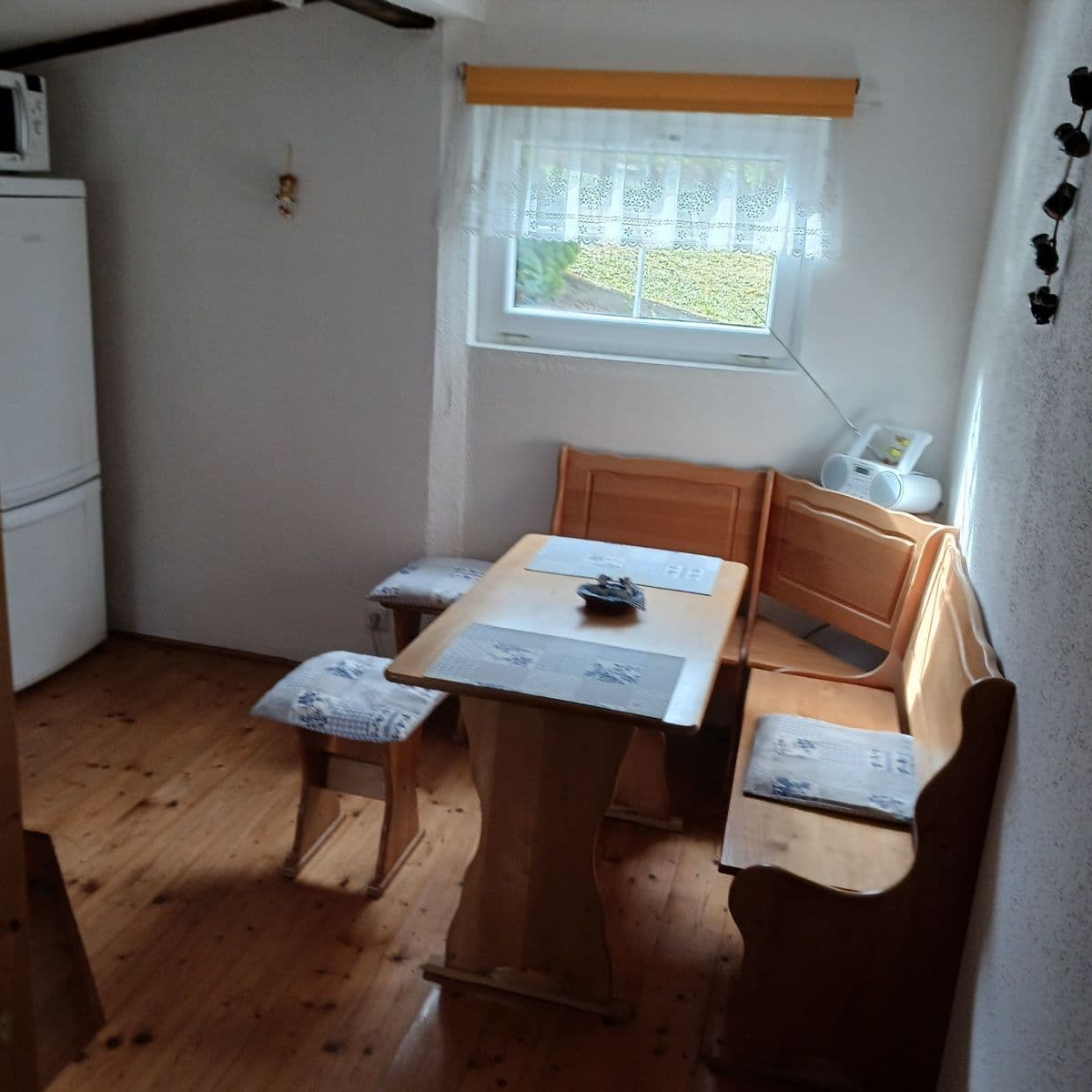 Prodej chaty, chalupy 55 m², pozemek 1.167 m², Kamenný Přívoz, Středočeský kraj Prodej chaty, chalupy 55 m², pozemek 1.167 m², Kamenný Přívoz, Středočeský kraj