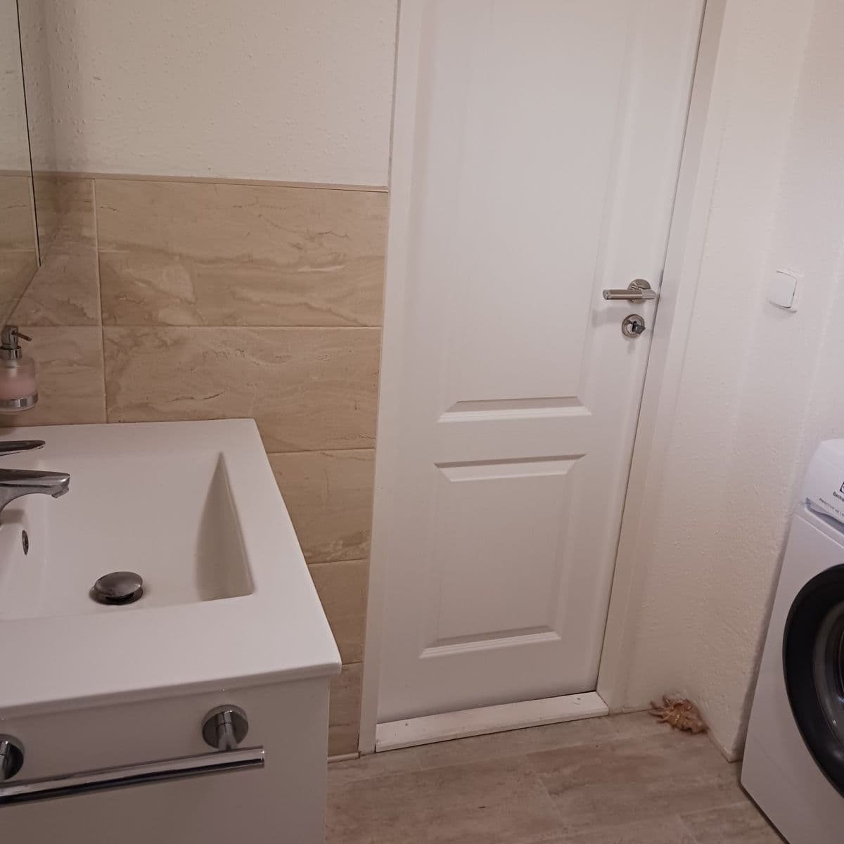 Prodej chaty, chalupy 55 m², pozemek 1.167 m², Kamenný Přívoz, Středočeský kraj Prodej chaty, chalupy 55 m², pozemek 1.167 m², Kamenný Přívoz, Středočeský kraj