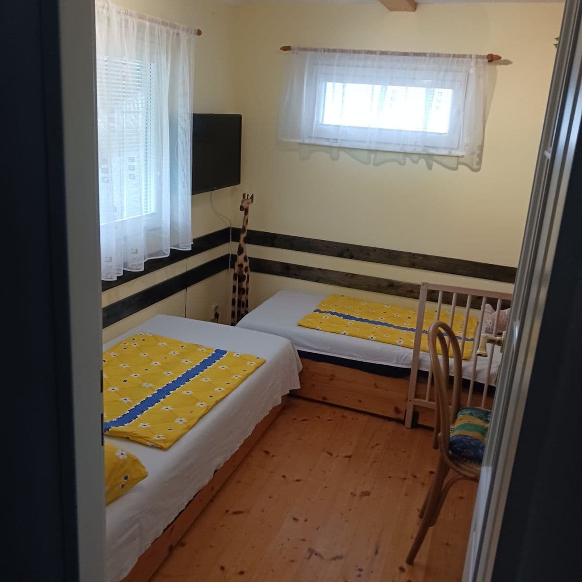 Prodej chaty, chalupy 55 m², pozemek 1.167 m², Kamenný Přívoz, Středočeský kraj Prodej chaty, chalupy 55 m², pozemek 1.167 m², Kamenný Přívoz, Středočeský kraj