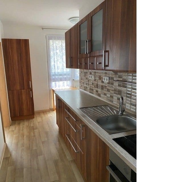 Pronájem bytu 2+1 55 m², Sídliště Míru, Pacov, Kraj Vysočina Pronájem bytu 2+1 55 m², Sídliště Míru, Pacov, Kraj Vysočina