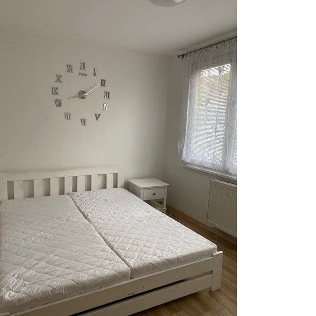 Pronájem bytu 2+1 55 m², Sídliště Míru, Pacov, Kraj Vysočina Pronájem bytu 2+1 55 m², Sídliště Míru, Pacov, Kraj Vysočina