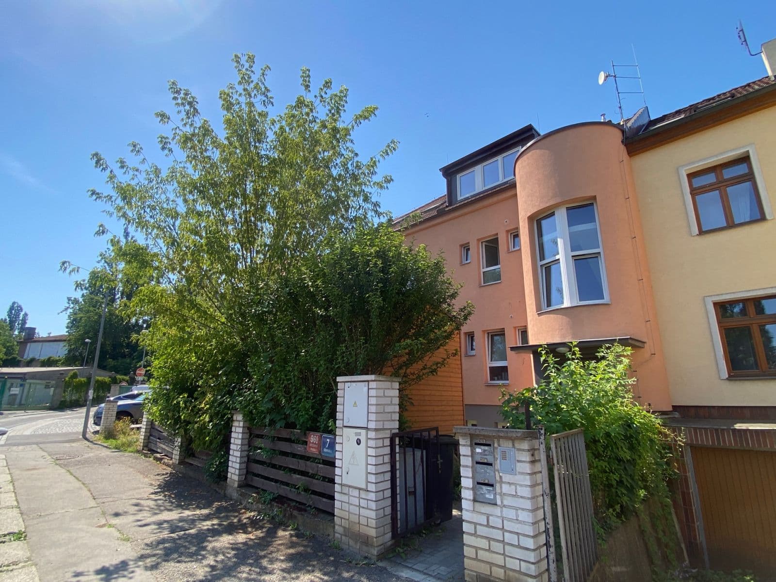Pronájem bytu 1+kk 19 m², Buštěhradská, Praha, Praha Pronájem bytu 1+kk 19 m², Buštěhradská, Praha, Praha