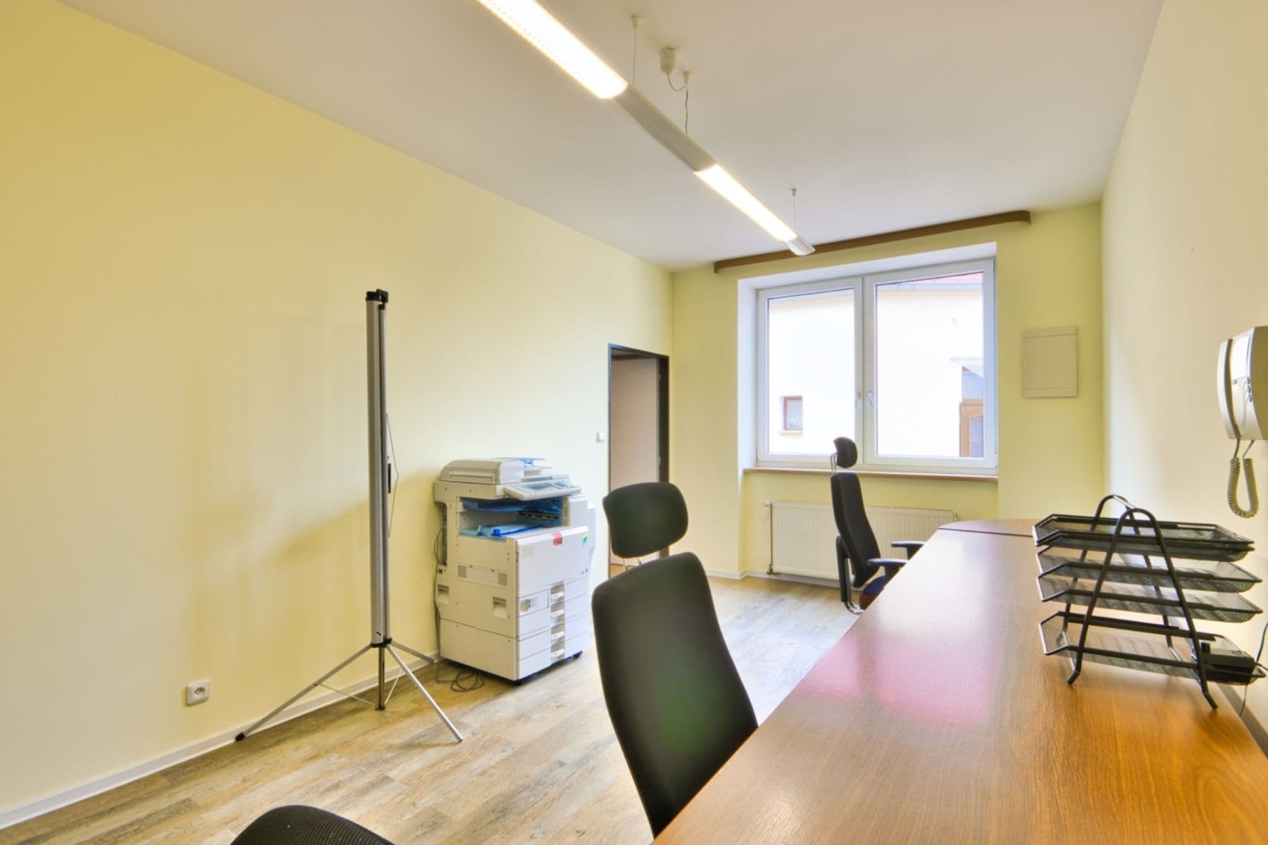 Pronájem domu 400 m², pozemek 600 m², Plzeňská, Praha, Praha Pronájem domu 400 m², pozemek 600 m², Plzeňská, Praha, Praha