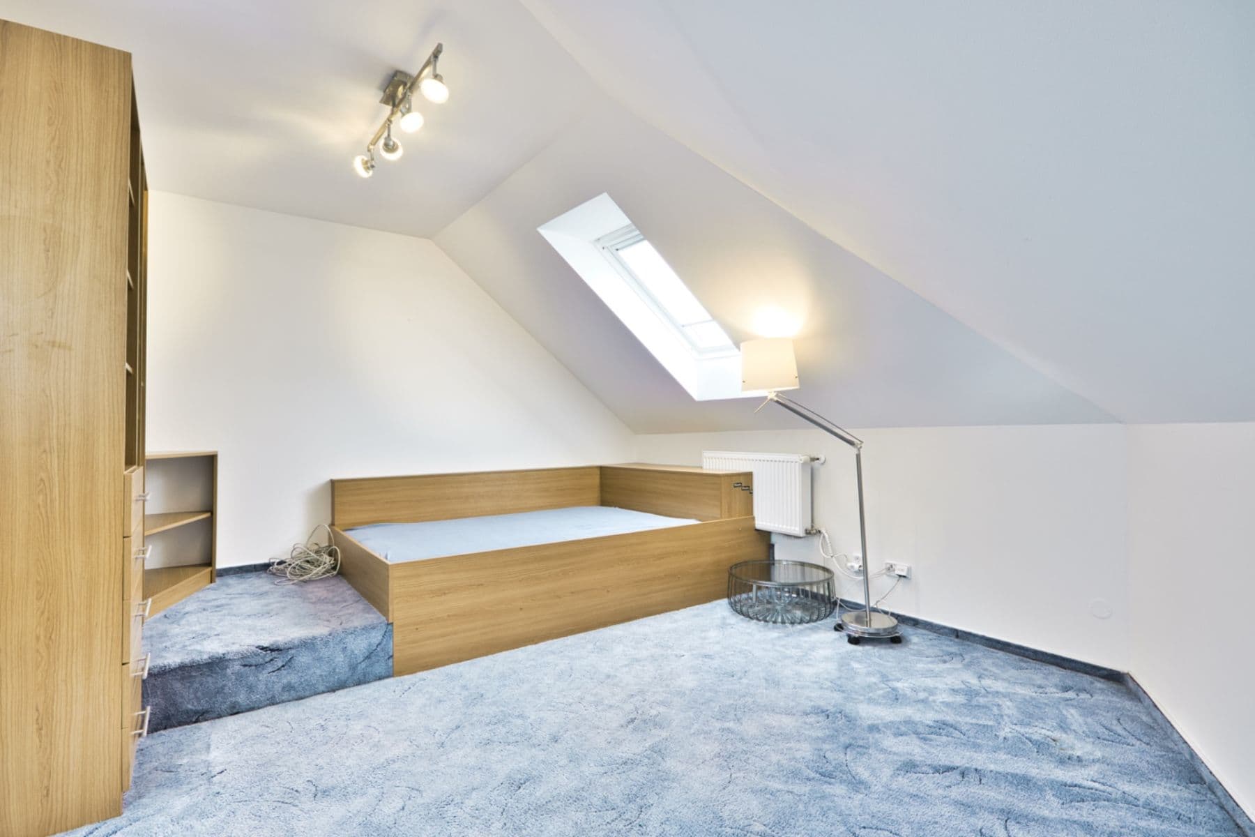 Pronájem domu 400 m², pozemek 600 m², Plzeňská, Praha, Praha Pronájem domu 400 m², pozemek 600 m², Plzeňská, Praha, Praha