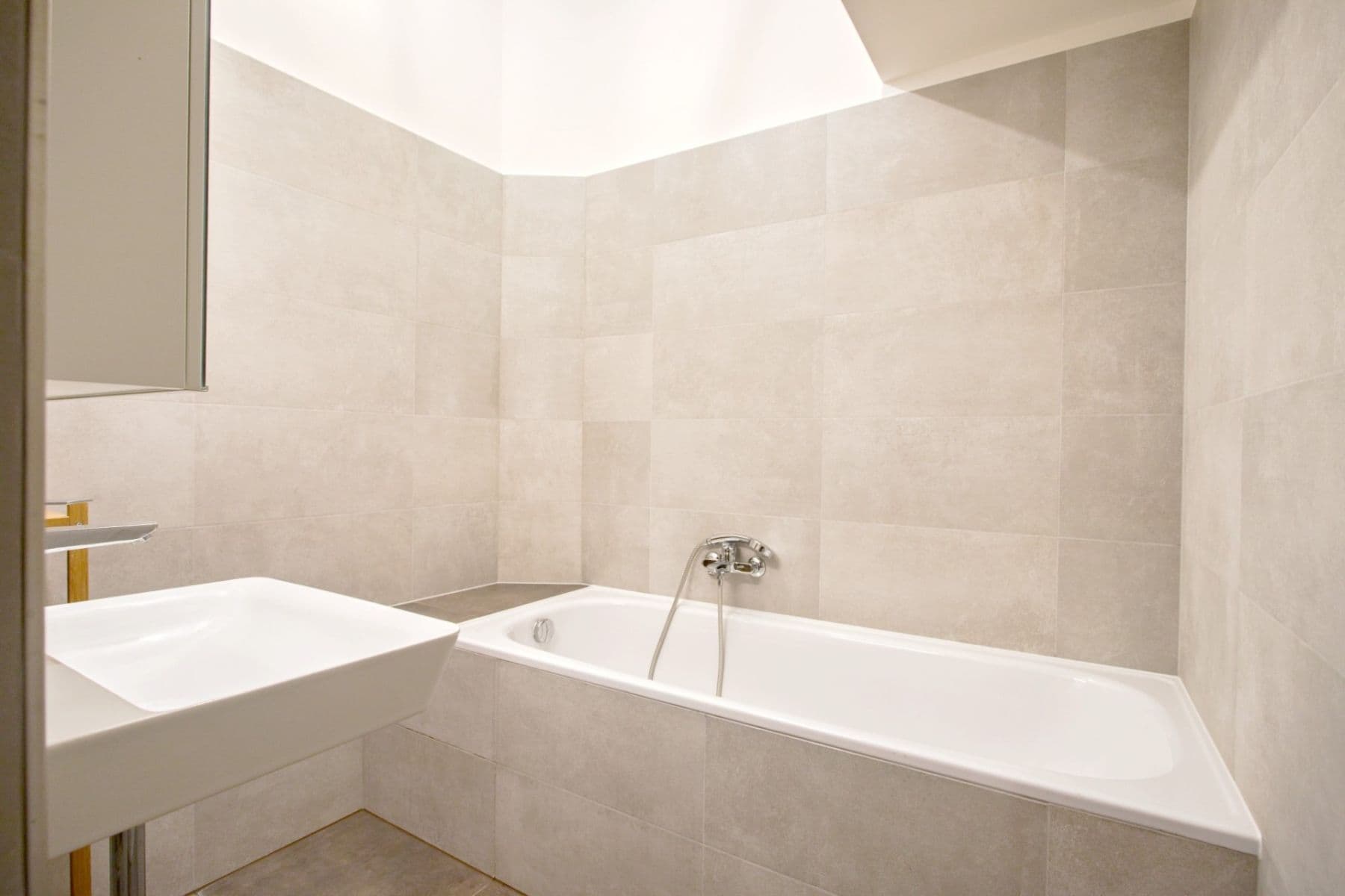 Pronájem bytu 2+kk 58 m², Na Veselí, Praha, Praha Pronájem bytu 2+kk 58 m², Na Veselí, Praha, Praha