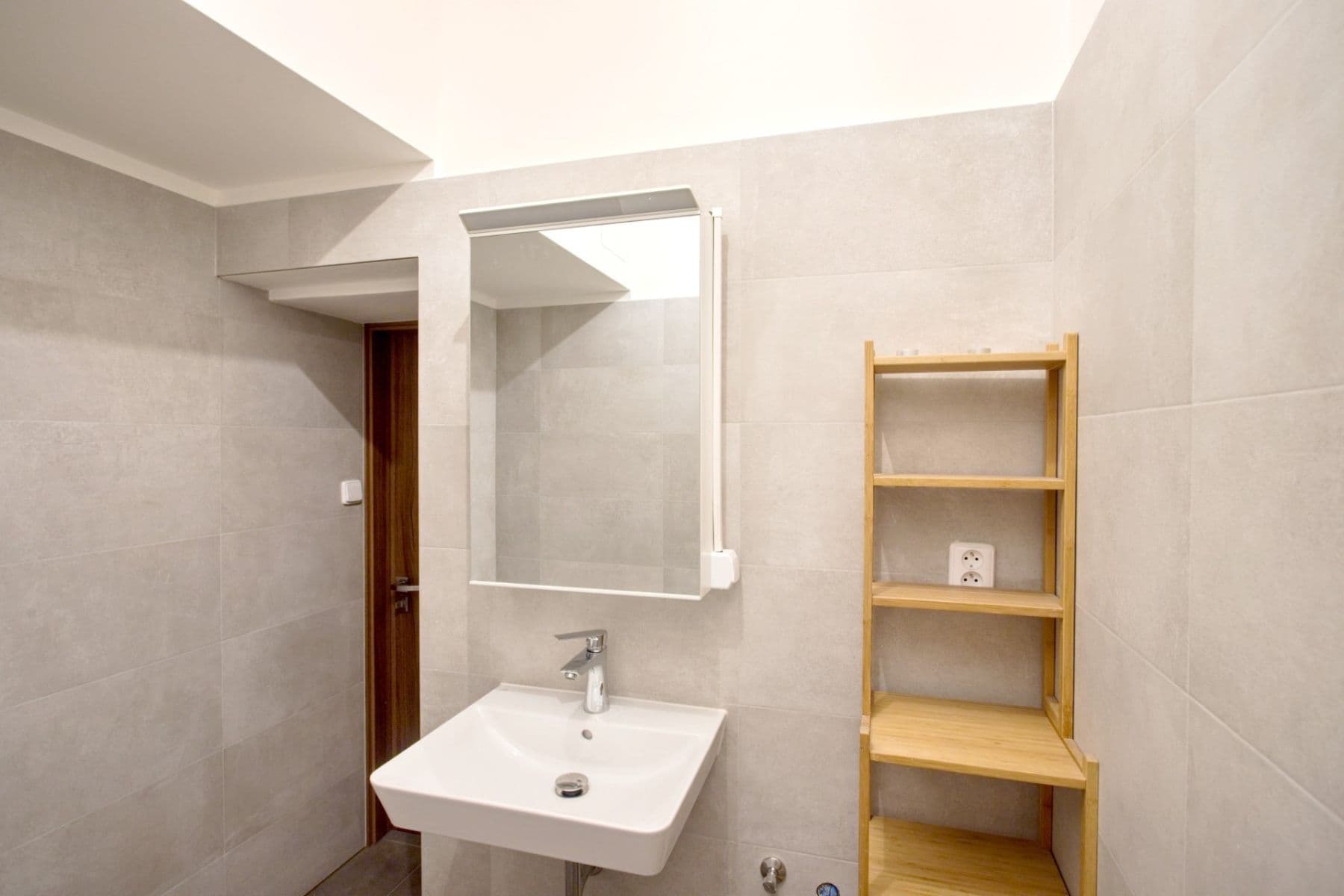 Pronájem bytu 2+kk 58 m², Na Veselí, Praha, Praha Pronájem bytu 2+kk 58 m², Na Veselí, Praha, Praha