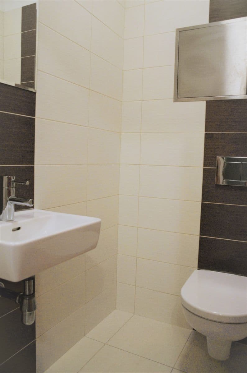 Pronájem bytu 2+kk 63 m², U Uranie, Praha, Praha Pronájem bytu 2+kk 63 m², U Uranie, Praha, Praha