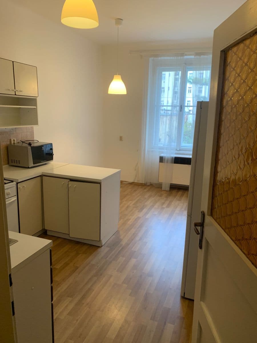 Pronájem bytu 1+1 50 m², Rooseveltova, Praha, Praha Pronájem bytu 1+1 50 m², Rooseveltova, Praha, Praha
