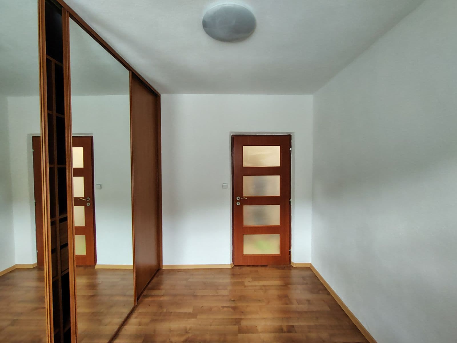 Pronájem bytu 3+1 62 m², Vyšné fabriky, Liptovský Hrádok, Žilinský kraj Pronájem bytu 3+1 62 m², Vyšné fabriky, Liptovský Hrádok, Žilinský kraj