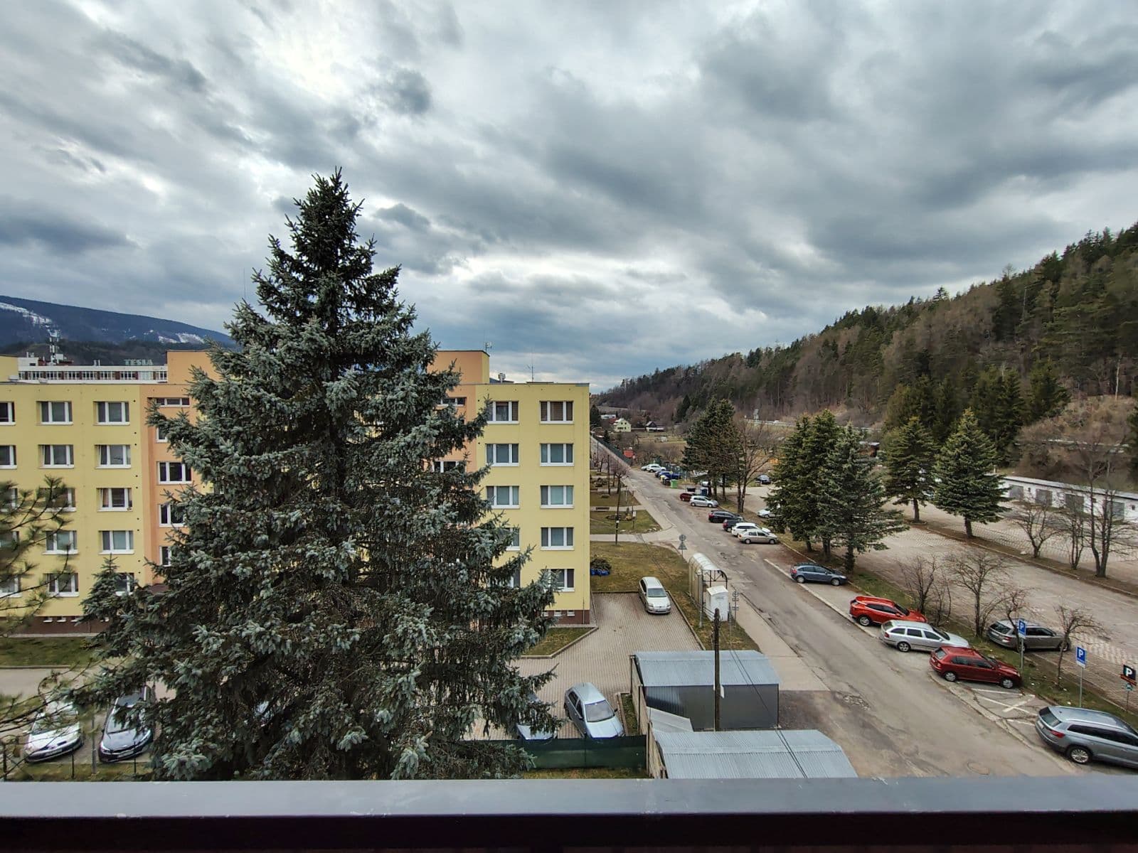 Pronájem bytu 3+1 62 m², Vyšné fabriky, Liptovský Hrádok, Žilinský kraj Pronájem bytu 3+1 62 m², Vyšné fabriky, Liptovský Hrádok, Žilinský kraj