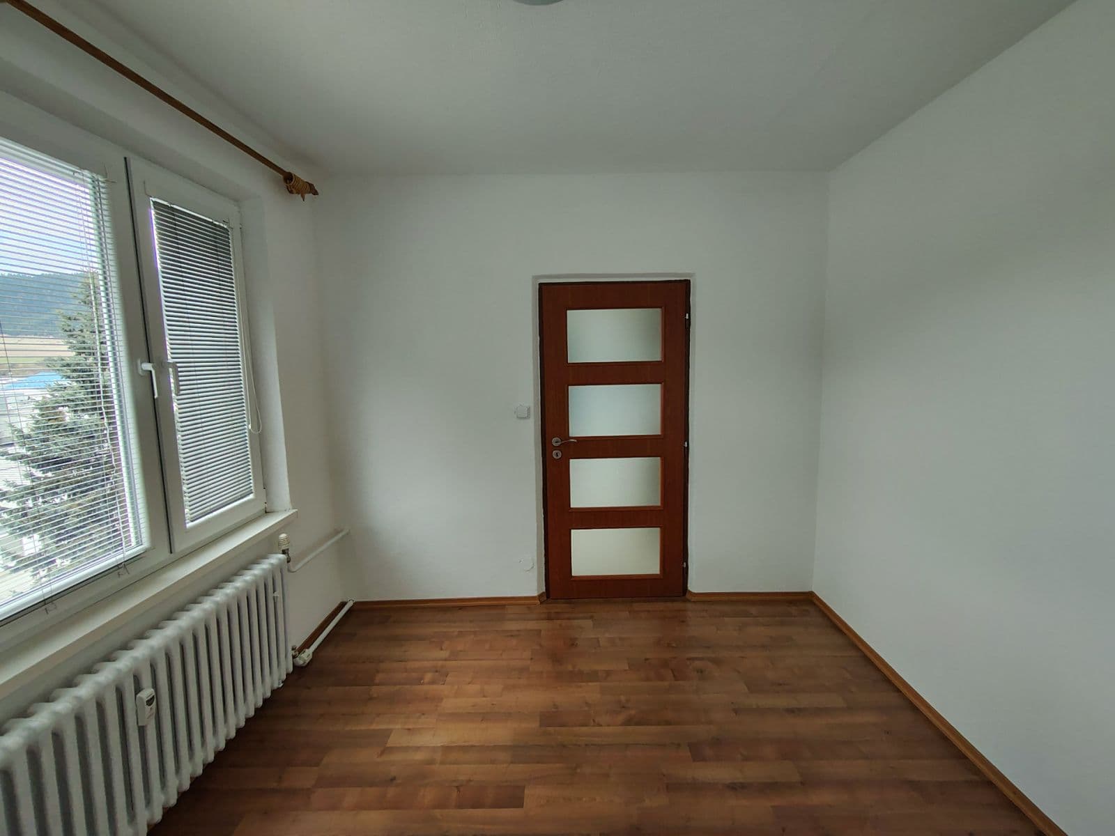 Pronájem bytu 3+1 62 m², Vyšné fabriky, Liptovský Hrádok, Žilinský kraj Pronájem bytu 3+1 62 m², Vyšné fabriky, Liptovský Hrádok, Žilinský kraj