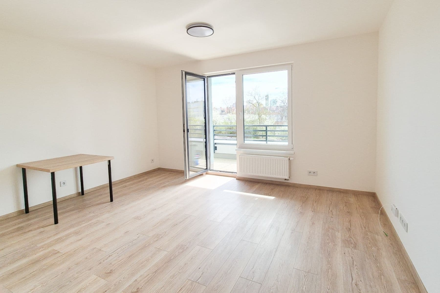 Pronájem bytu 1+kk 33 m², Strančická, Praha, Praha Pronájem bytu 1+kk 33 m², Strančická, Praha, Praha