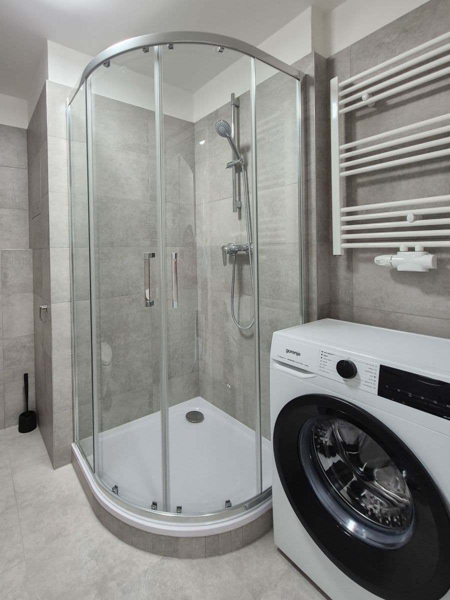 Pronájem bytu 1+kk 33 m², Strančická, Praha, Praha Pronájem bytu 1+kk 33 m², Strančická, Praha, Praha