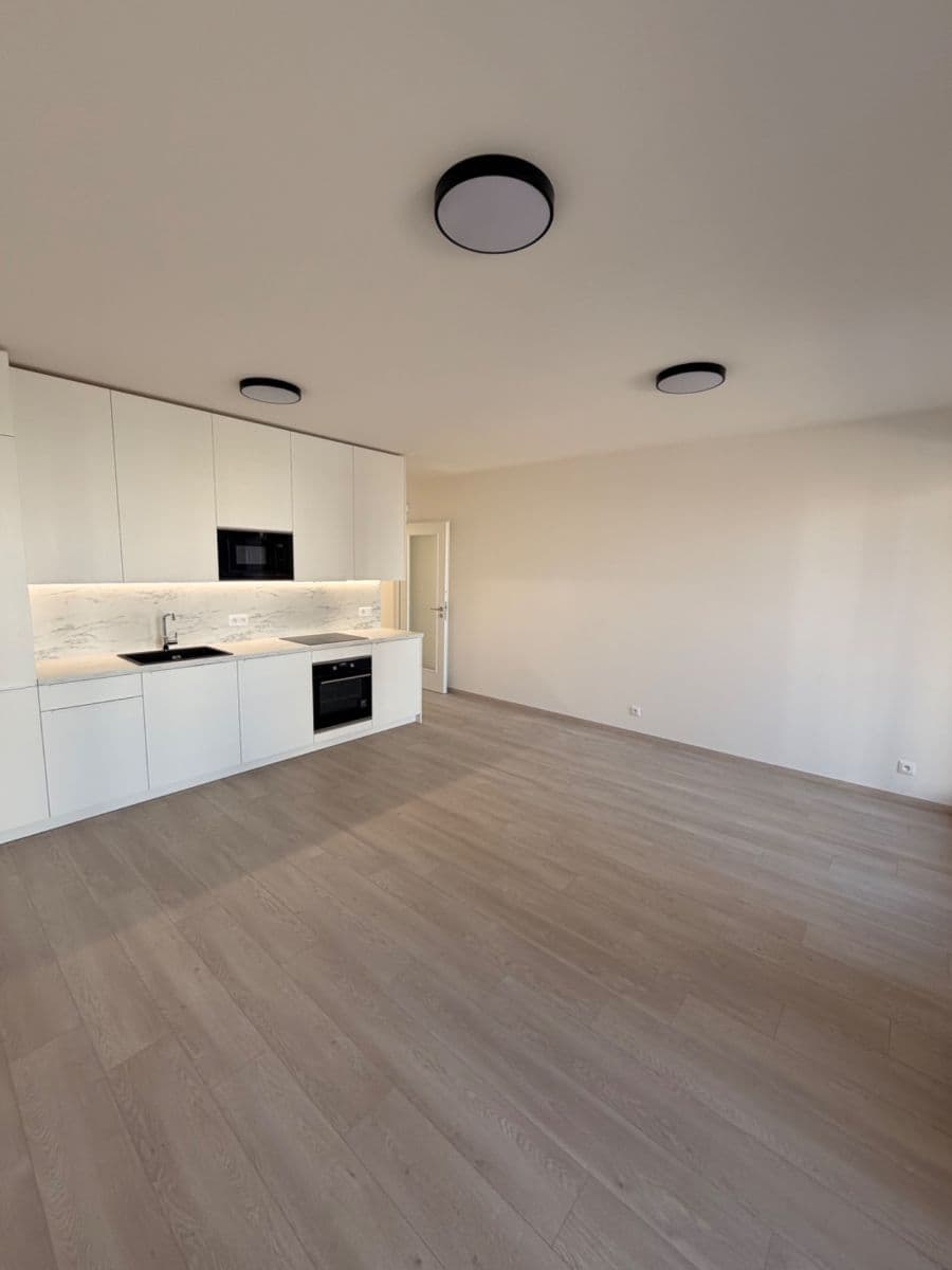Pronájem bytu 2+kk 63 m², Poděbradská, Praha, Praha Pronájem bytu 2+kk 63 m², Poděbradská, Praha, Praha