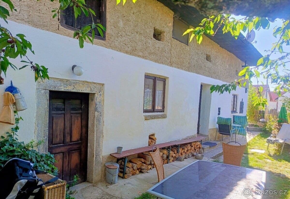 Prodej domu 109 m², pozemek 400 m², Kadov, Jihočeský kraj Prodej domu 109 m², pozemek 400 m², Kadov, Jihočeský kraj