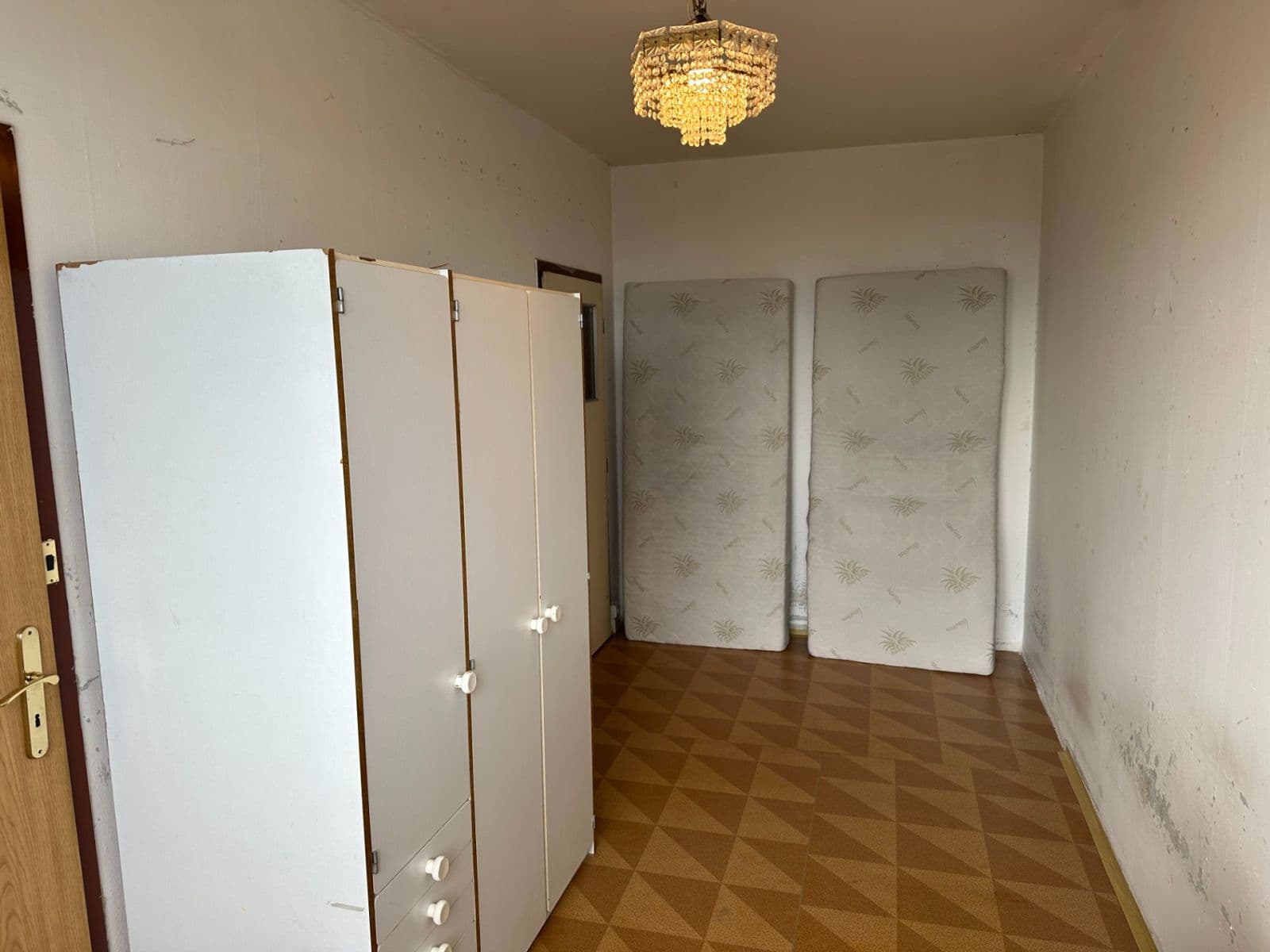 Pronájem bytu 2+1 43 m², Rožňavská, Olomouc, Olomoucký kraj Pronájem bytu 2+1 43 m², Rožňavská, Olomouc, Olomoucký kraj