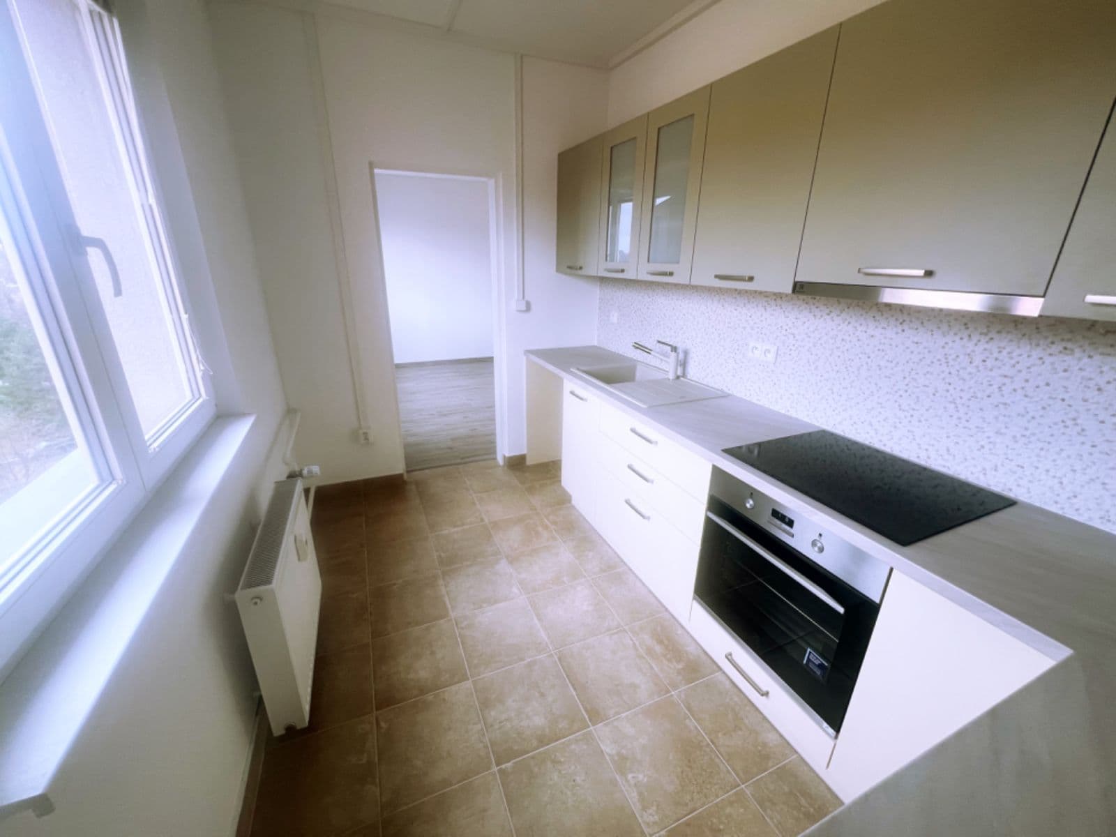 Pronájem bytu 2+kk 58 m², Arabská, Praha, Praha Pronájem bytu 2+kk 58 m², Arabská, Praha, Praha