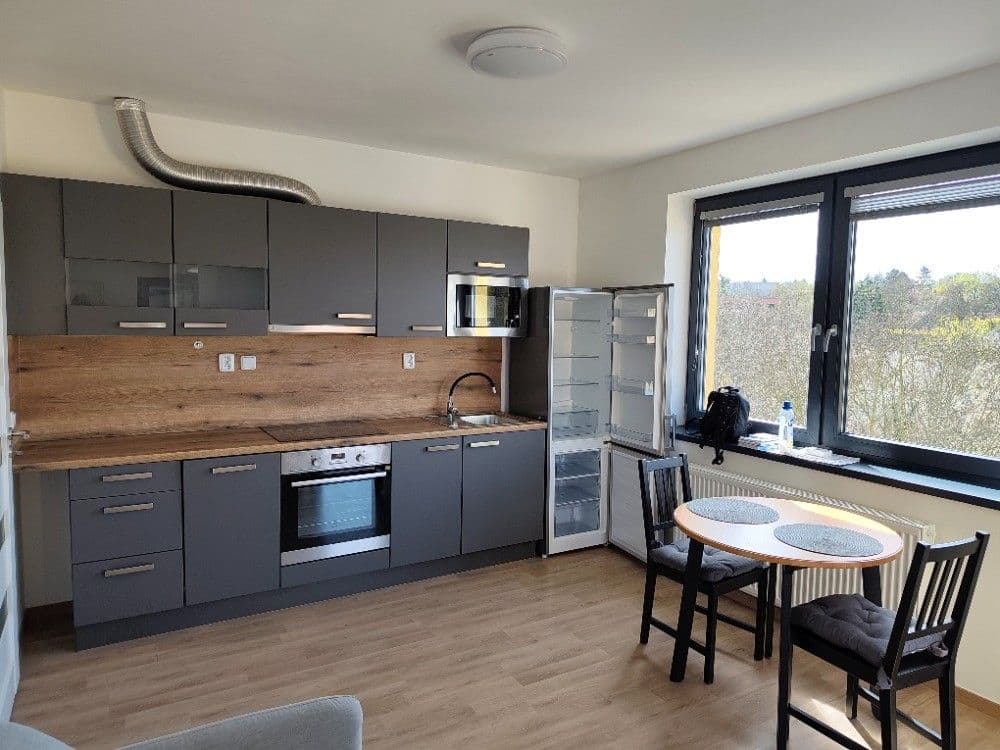 Pronájem bytu 1+kk 31 m², Českobrodská, Praha, Praha Pronájem bytu 1+kk 31 m², Českobrodská, Praha, Praha