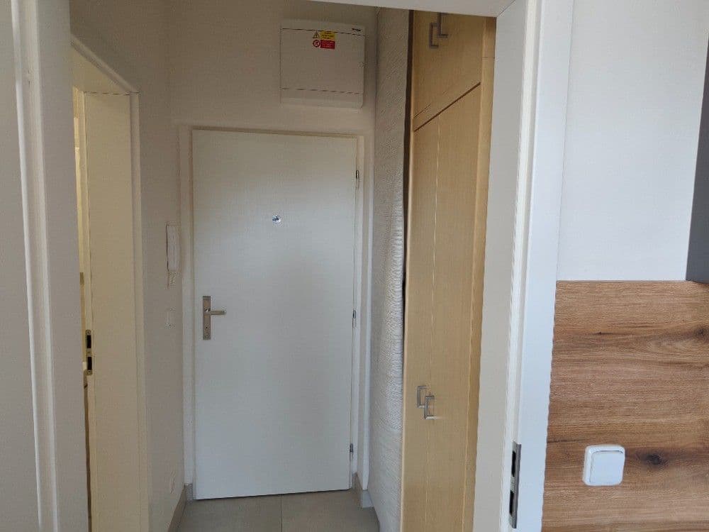 Pronájem bytu 1+kk 31 m², Českobrodská, Praha, Praha Pronájem bytu 1+kk 31 m², Českobrodská, Praha, Praha