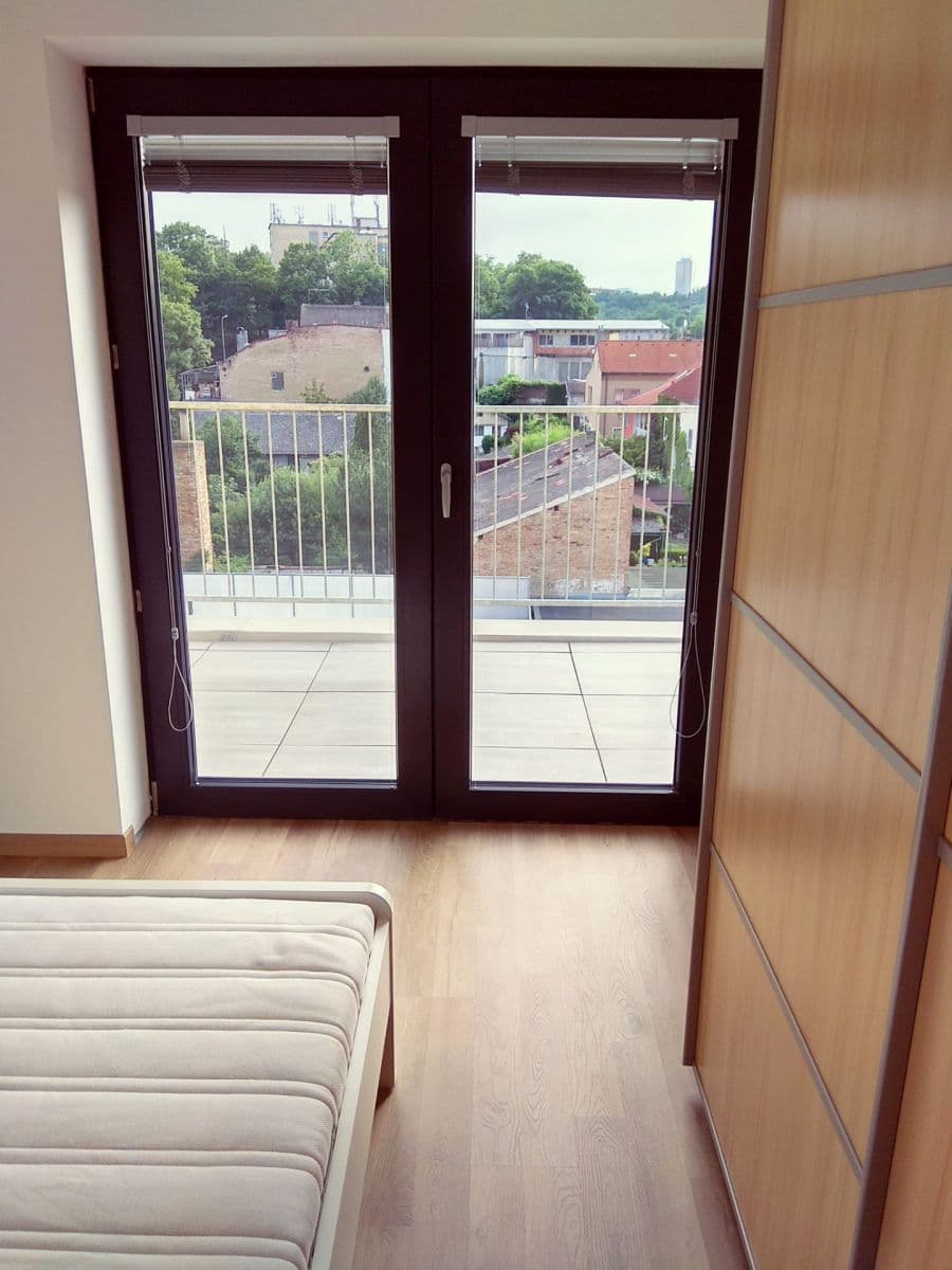 Pronájem bytu 1+kk 31 m², Českobrodská, Praha, Praha Pronájem bytu 1+kk 31 m², Českobrodská, Praha, Praha