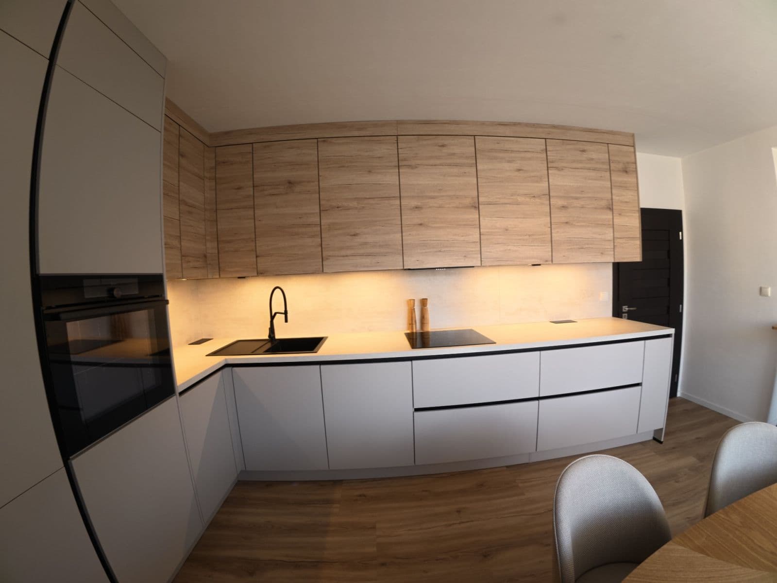 Prodej bytu 3+kk 66 m², Oranžová, Chrášťany, Středočeský kraj Prodej bytu 3+kk 66 m², Oranžová, Chrášťany, Středočeský kraj