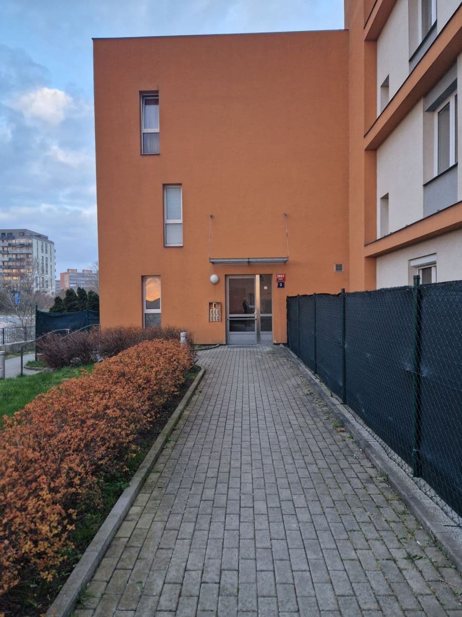 Prodej bytu 1+kk 37 m², Na Výrovně, Praha, Praha Prodej bytu 1+kk 37 m², Na Výrovně, Praha, Praha