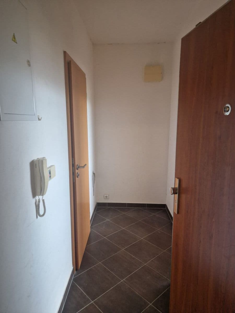 Prodej bytu 1+kk 37 m², Na Výrovně, Praha, Praha Prodej bytu 1+kk 37 m², Na Výrovně, Praha, Praha