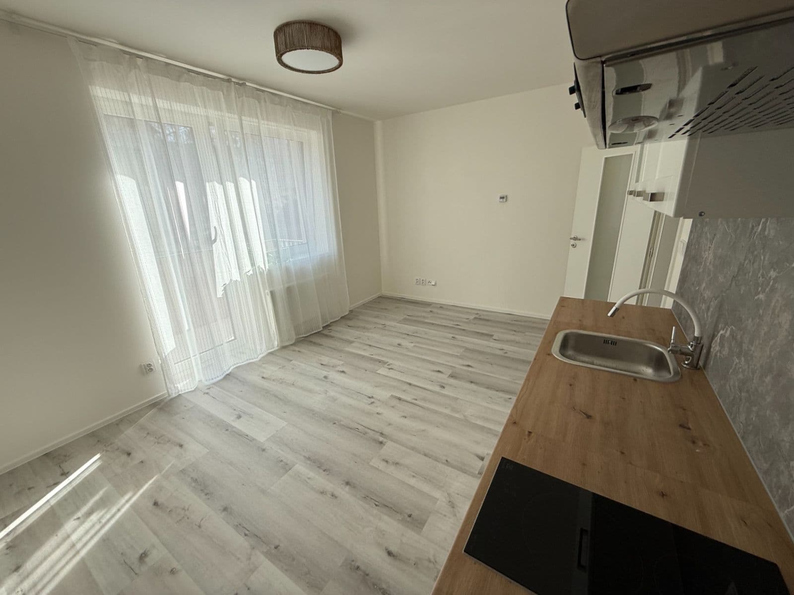 Pronájem bytu 1+kk 23 m², Mlýnská, Rychnov u Jablonce nad Nisou, Liberecký kraj Pronájem bytu 1+kk 23 m², Mlýnská, Rychnov u Jablonce nad Nisou, Liberecký kraj