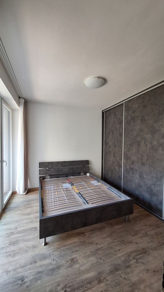 Pronájem bytu 2+kk 42 m², Na Horkách, Kralupy nad Vltavou, Středočeský kraj Pronájem bytu 2+kk 42 m², Na Horkách, Kralupy nad Vltavou, Středočeský kraj