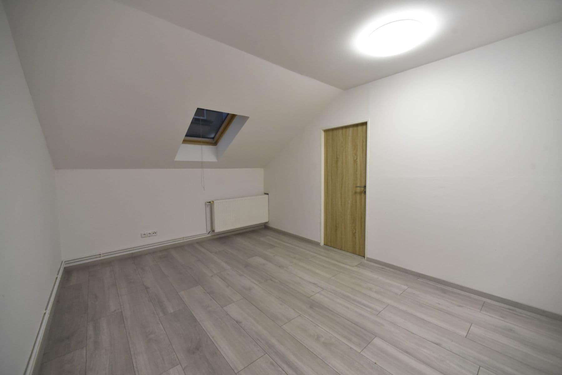 Pronájem bytu 3+kk 72 m², Riegrova, Frýdek-Místek, Moravskoslezský kraj Pronájem bytu 3+kk 72 m², Riegrova, Frýdek-Místek, Moravskoslezský kraj