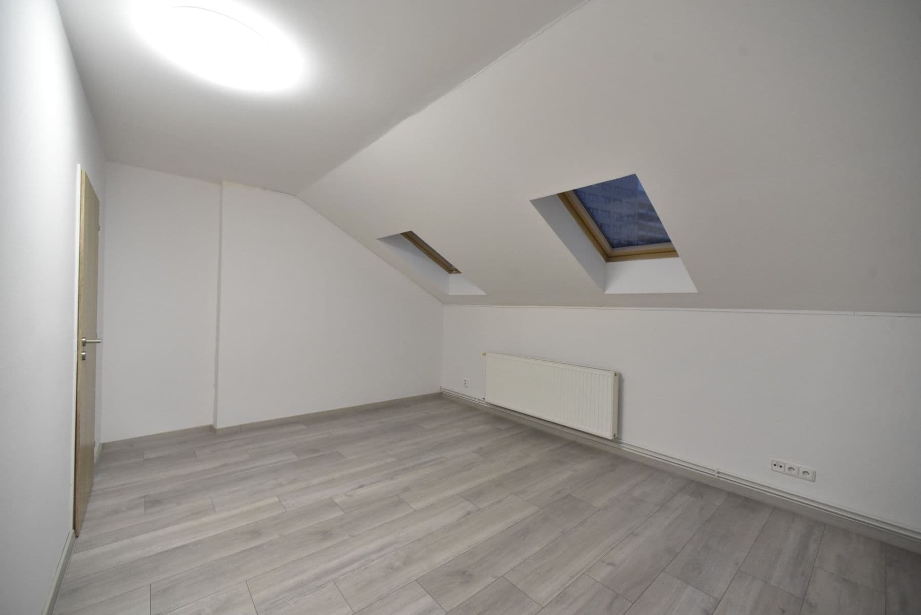 Pronájem bytu 3+kk 72 m², Riegrova, Frýdek-Místek, Moravskoslezský kraj Pronájem bytu 3+kk 72 m², Riegrova, Frýdek-Místek, Moravskoslezský kraj