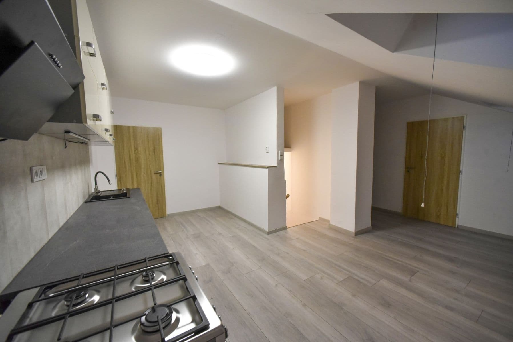 Pronájem bytu 3+kk 72 m², Riegrova, Frýdek-Místek, Moravskoslezský kraj Pronájem bytu 3+kk 72 m², Riegrova, Frýdek-Místek, Moravskoslezský kraj