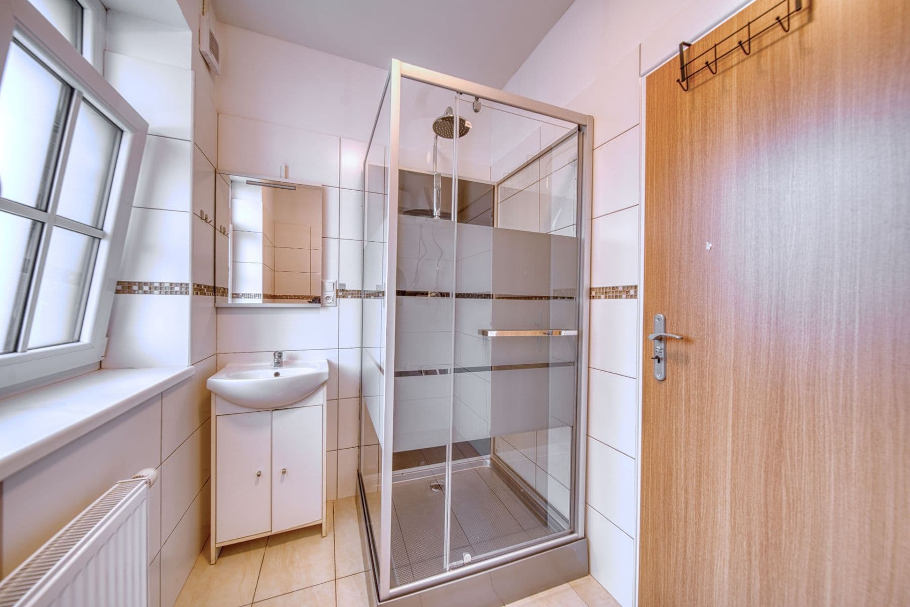 Prodej domu 232 m², pozemek 610 m², Sokolská, Smidary, Královéhradecký kraj Prodej domu 232 m², pozemek 610 m², Sokolská, Smidary, Královéhradecký kraj