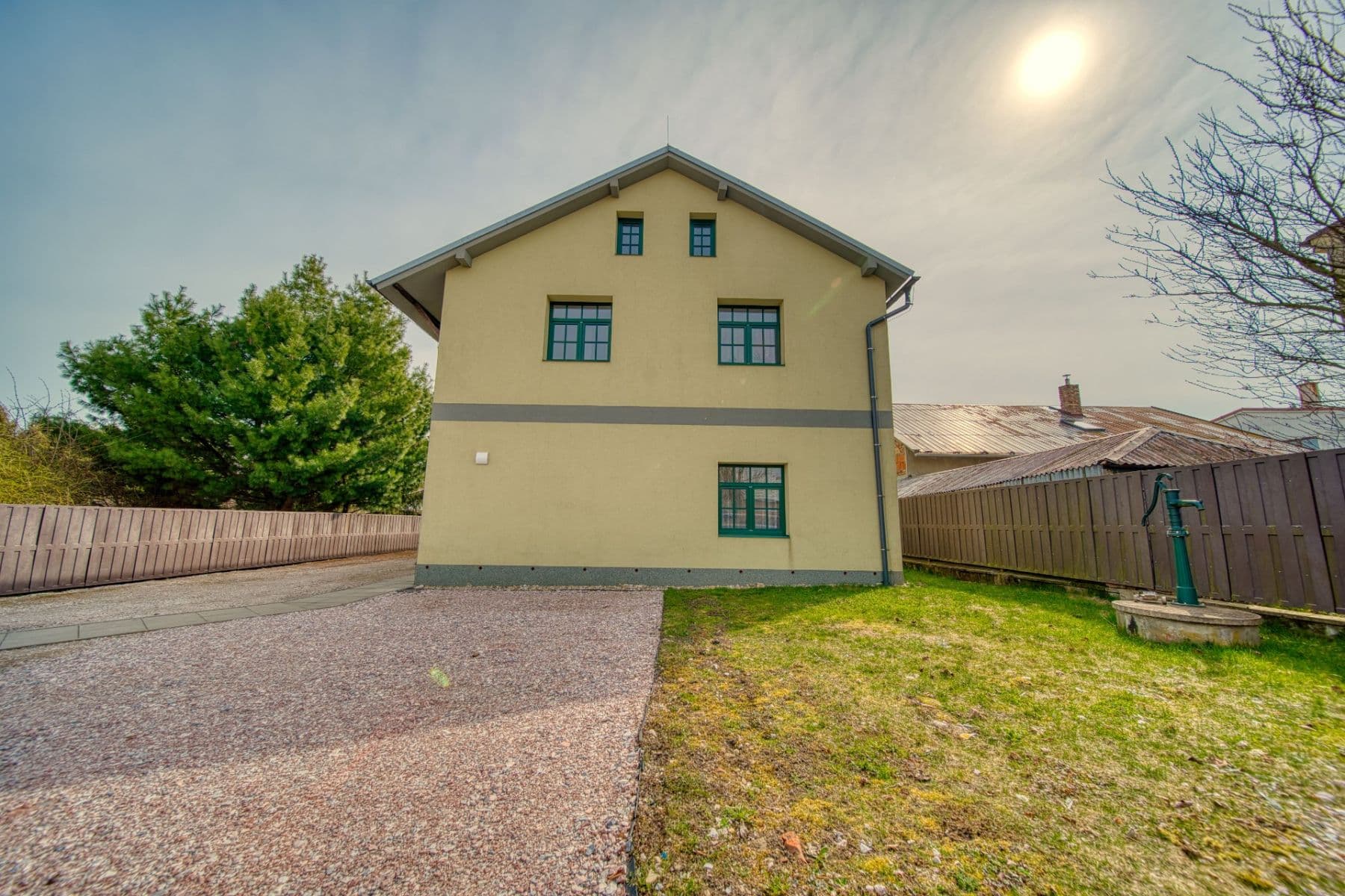 Prodej domu 232 m², pozemek 610 m², Sokolská, Smidary, Královéhradecký kraj Prodej domu 232 m², pozemek 610 m², Sokolská, Smidary, Královéhradecký kraj