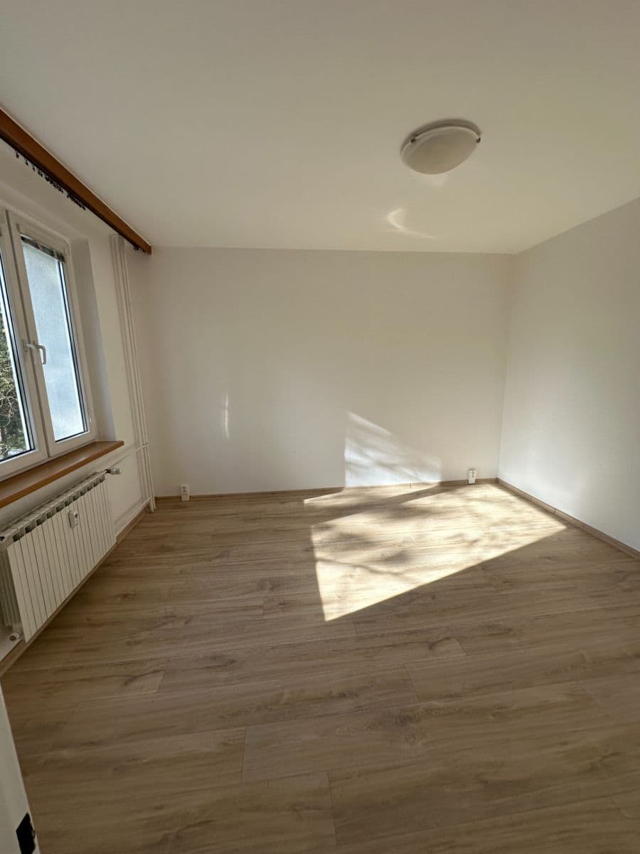 Pronájem bytu 3+1 72 m², Valouškova, Brno, Jihomoravský kraj Pronájem bytu 3+1 72 m², Valouškova, Brno, Jihomoravský kraj