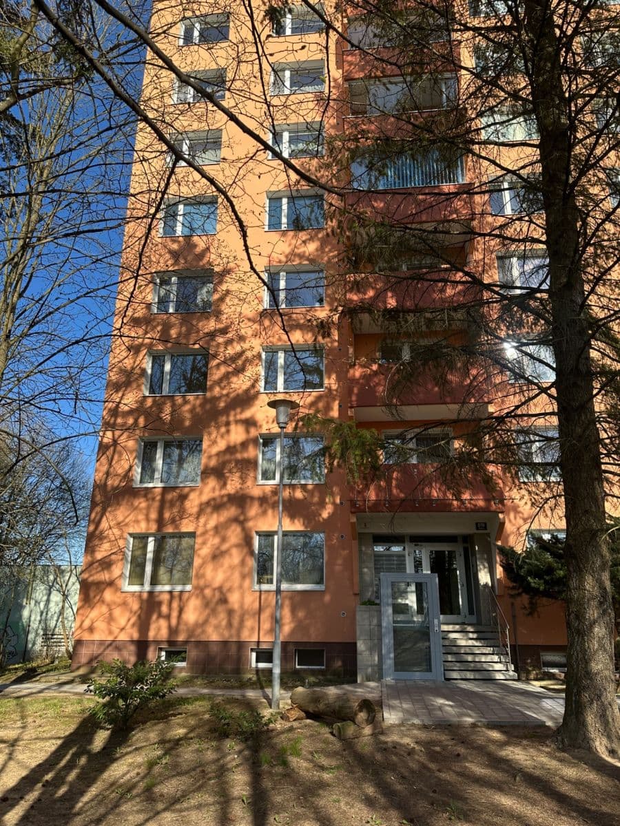 Pronájem bytu 3+1 72 m², Valouškova, Brno, Jihomoravský kraj Pronájem bytu 3+1 72 m², Valouškova, Brno, Jihomoravský kraj