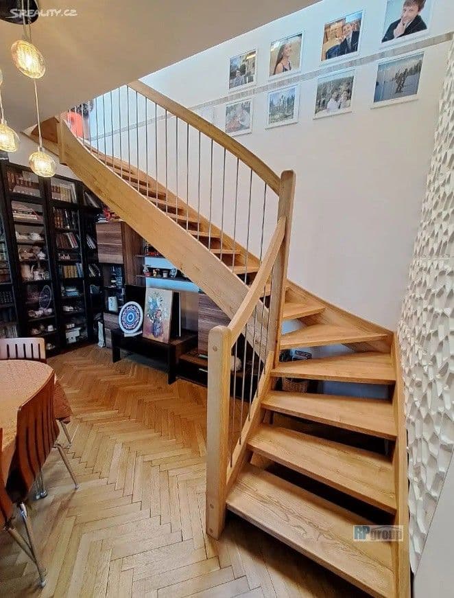 Prodej domu 242 m², pozemek 1.994 m², Za Dálnicí, Praha, Praha Prodej domu 242 m², pozemek 1.994 m², Za Dálnicí, Praha, Praha